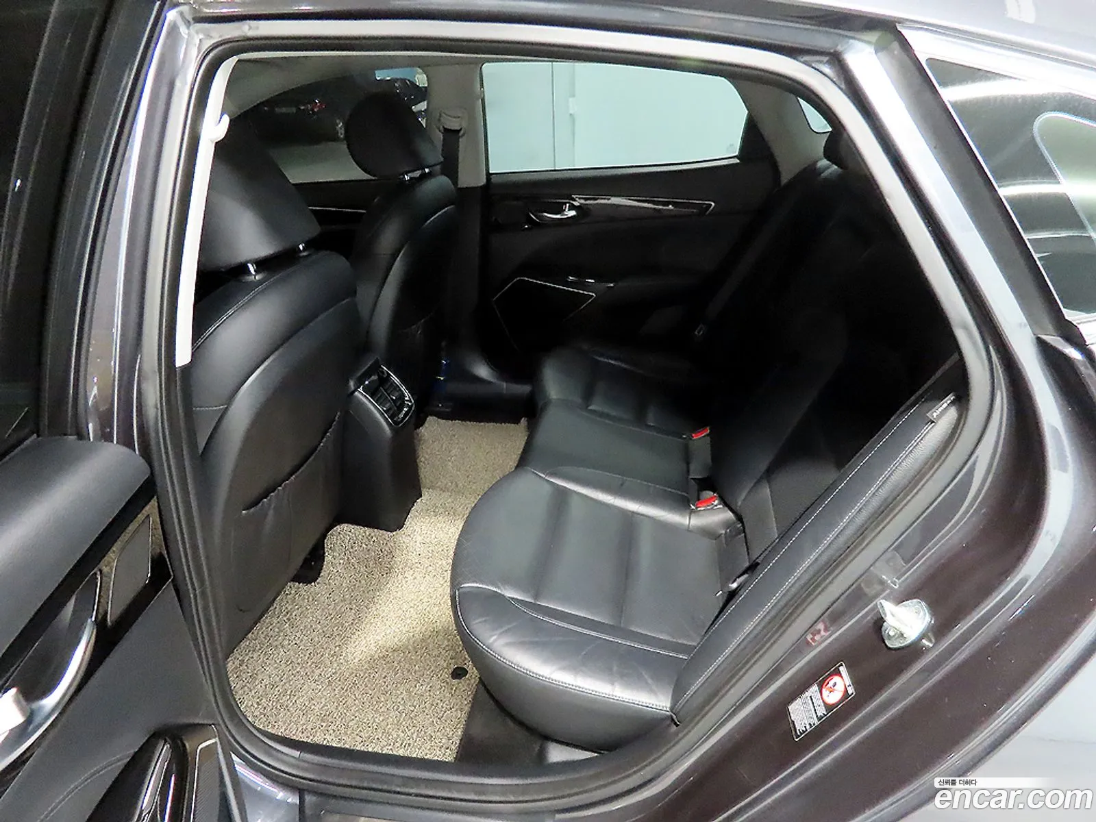 Kia K7 2018 — 17