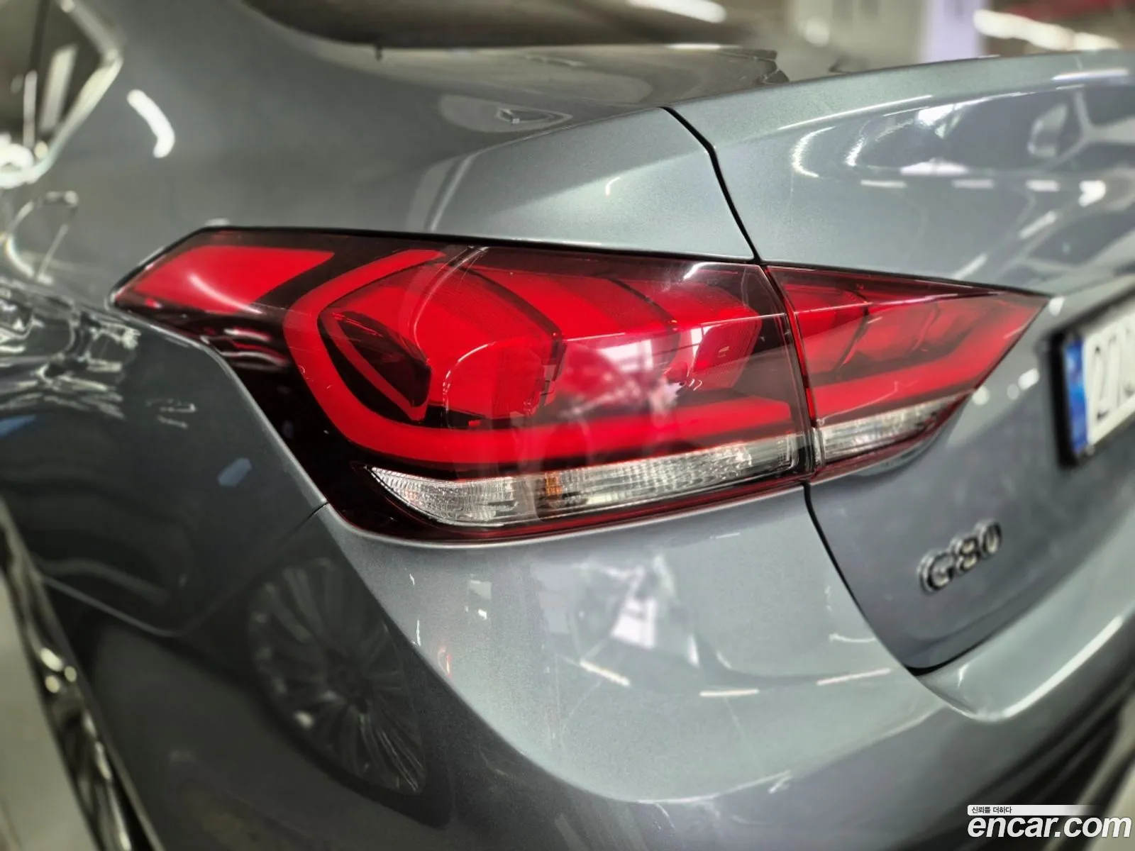 Genesis G80 2016 — 13