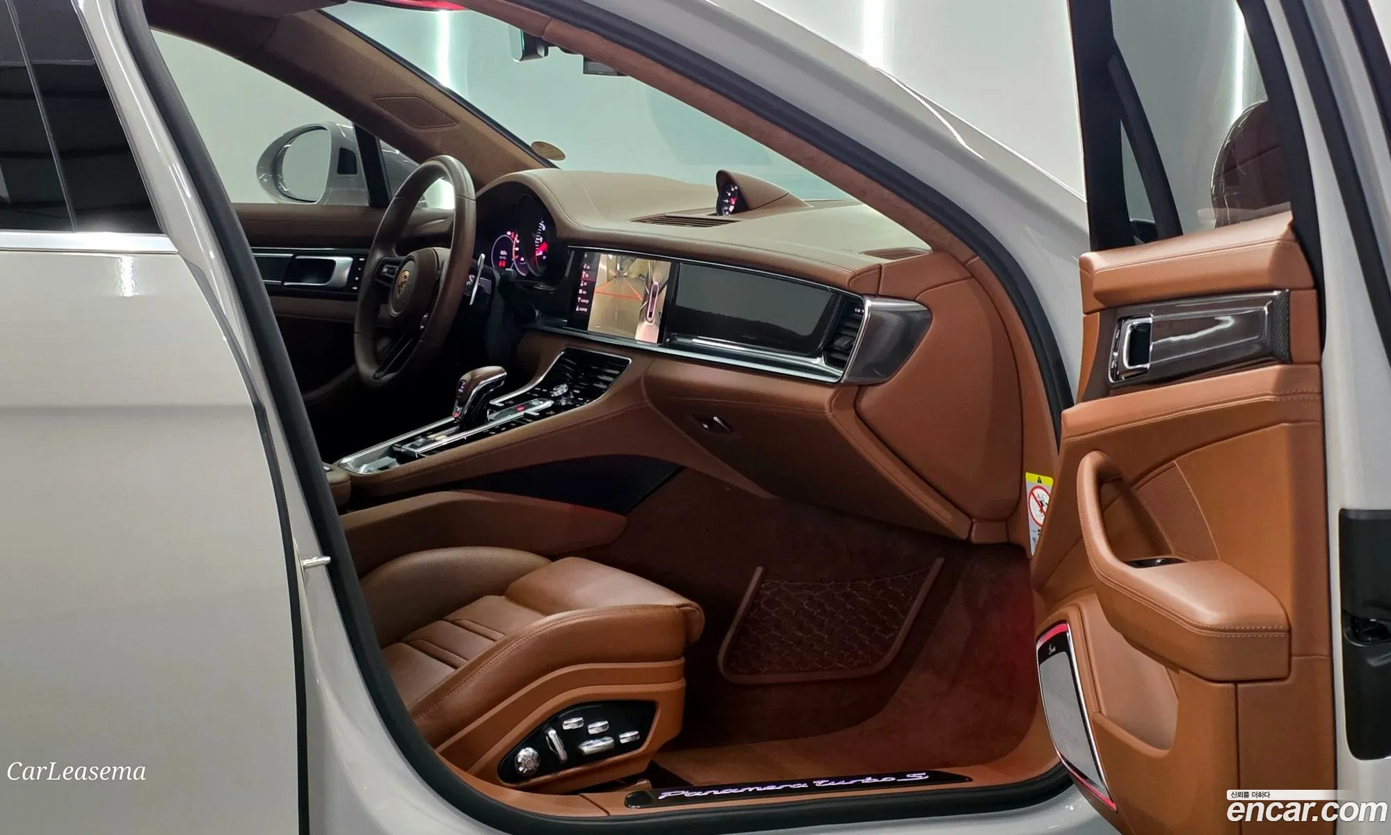 Porsche Panamera 2021 — 18