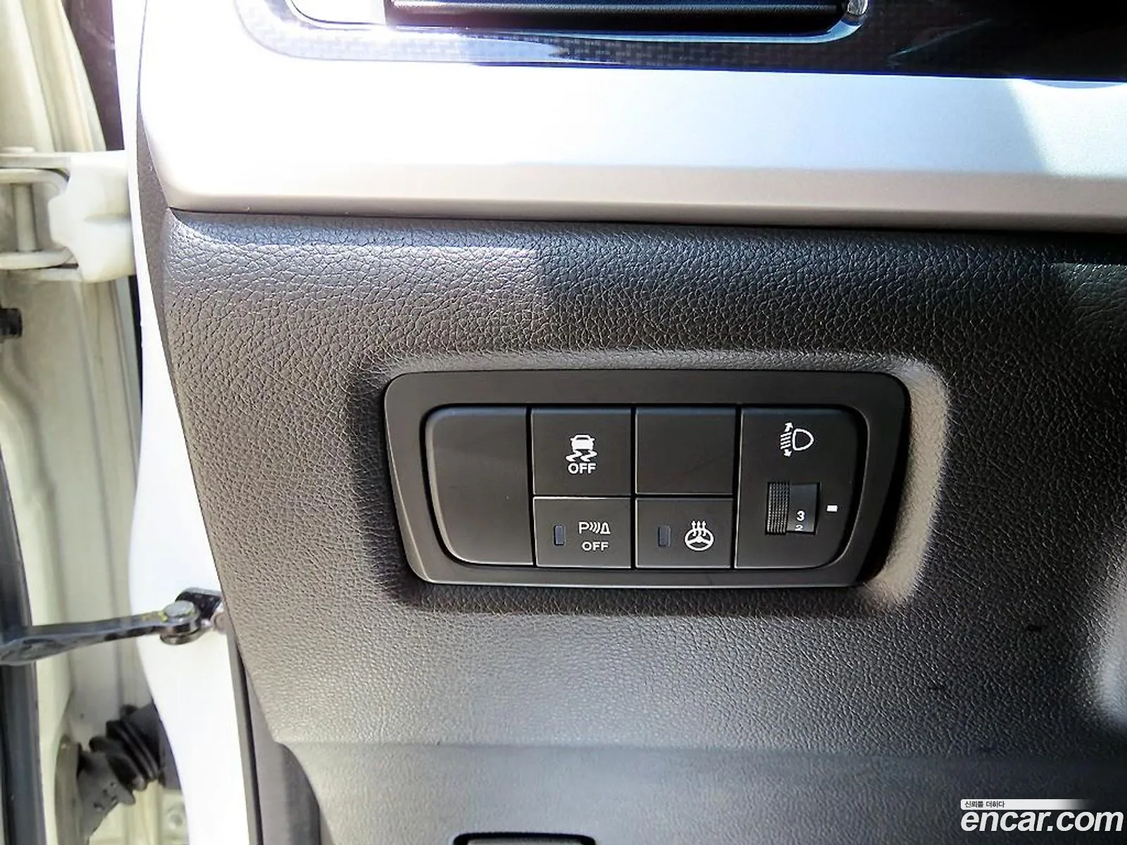 KG Mobility (SsangYong) Style Korando C 2017 — 20