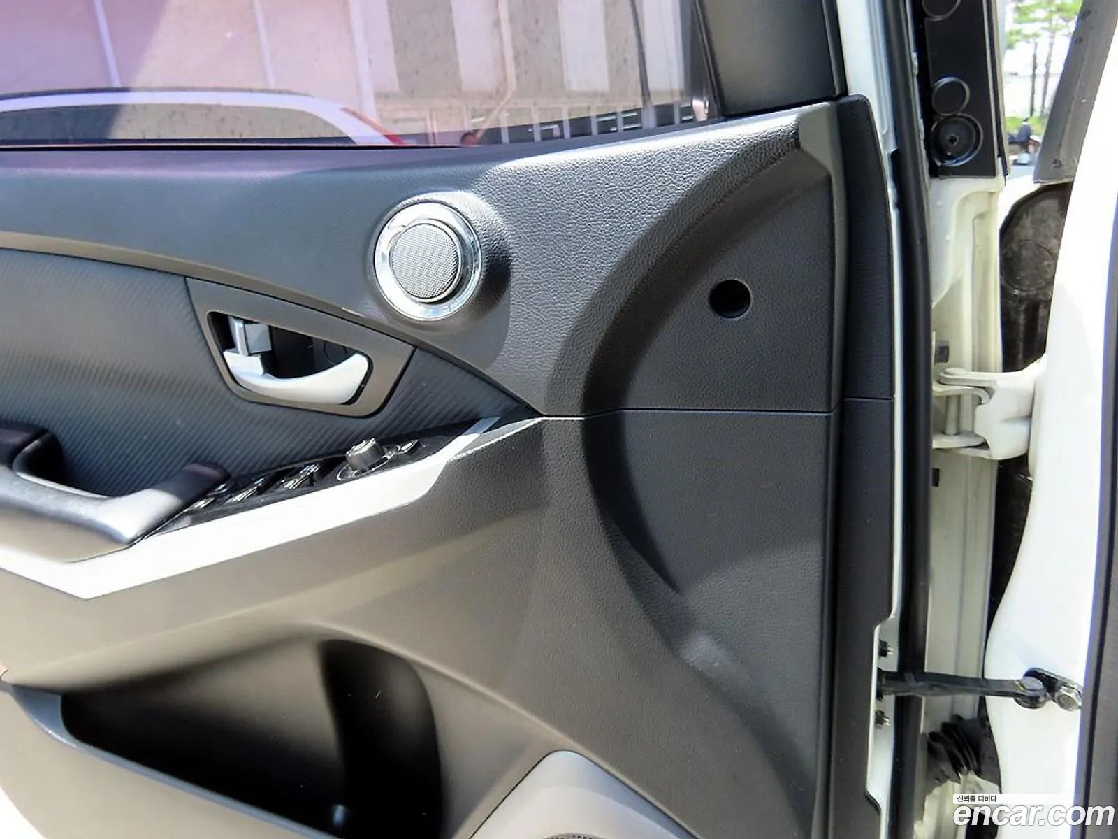 KG Mobility (SsangYong) Style Korando C 2017 — 2