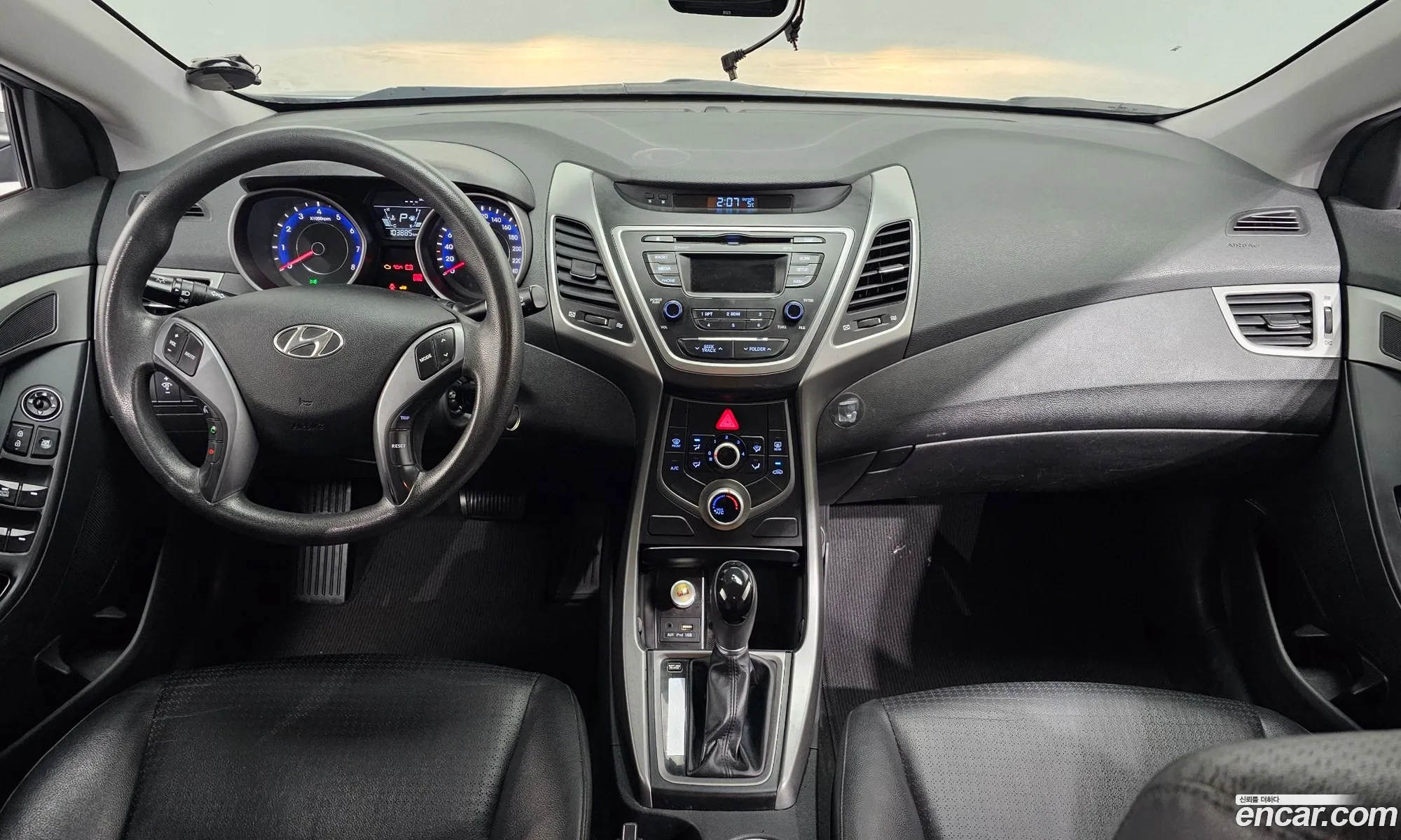 Hyundai Elantra 2015 — 3