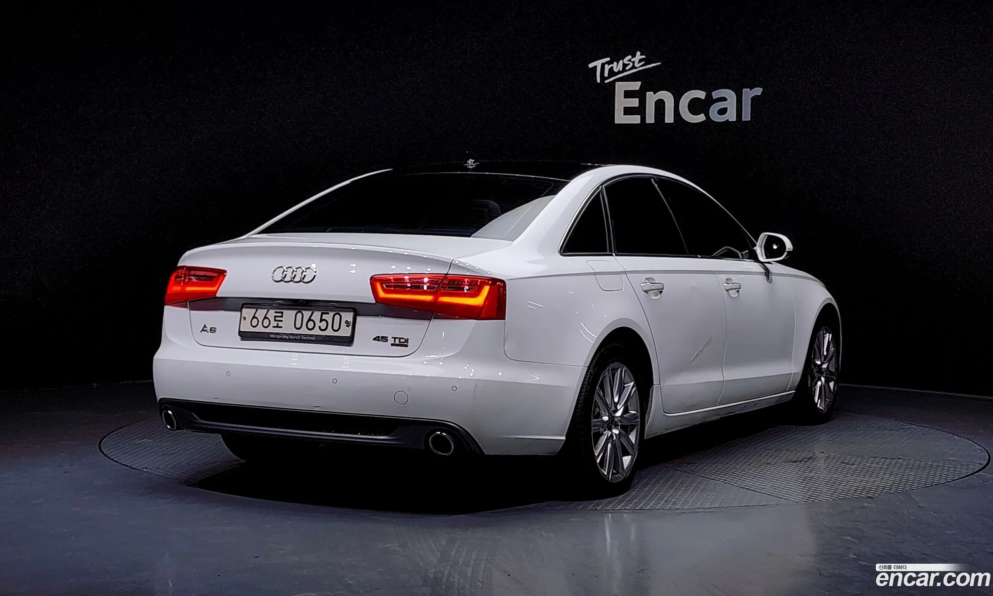 Audi A6 2015 — 18