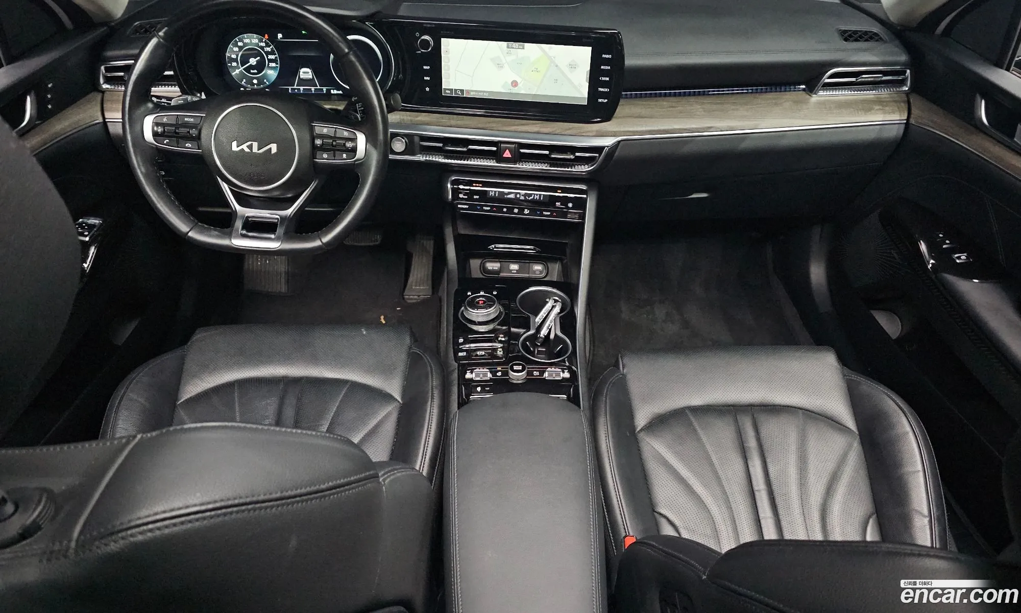 Kia K5 2023 — 10