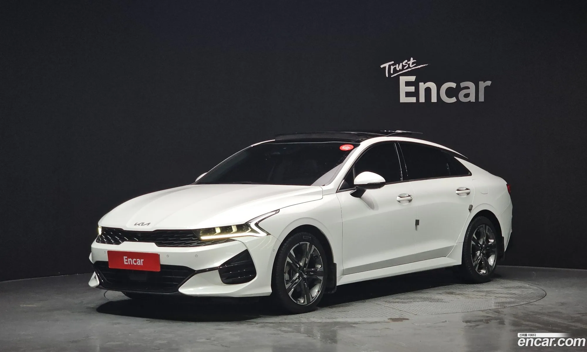 Kia K5 2023 — 12