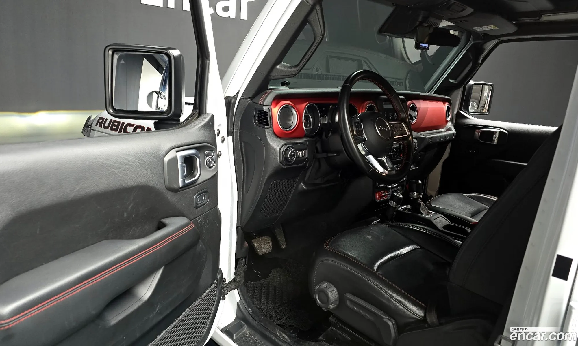 Jeep Wrangler 2020 — 15