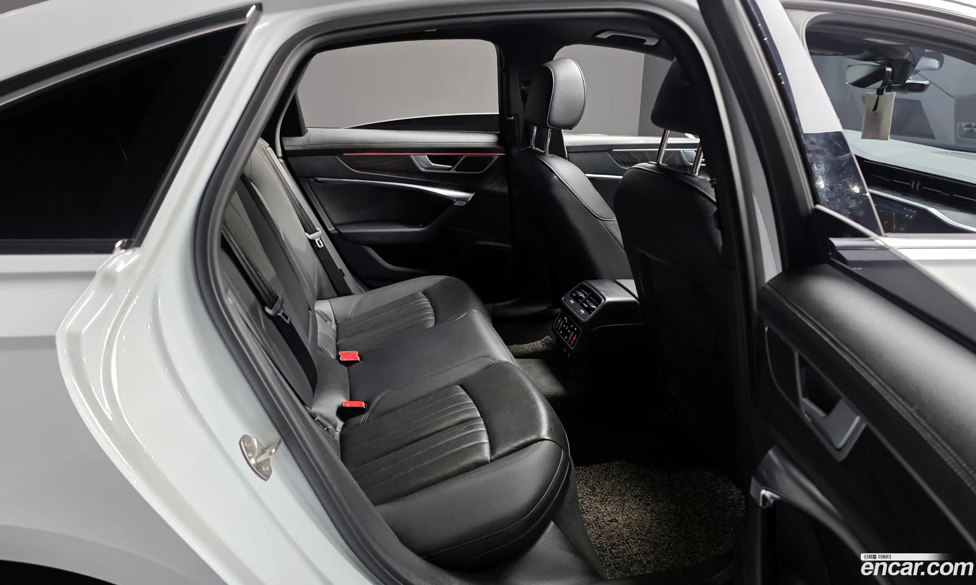 Audi A6 2022 — 3