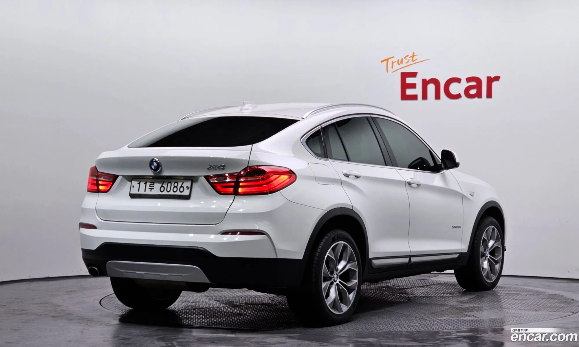 BMW X4 2015 — 17