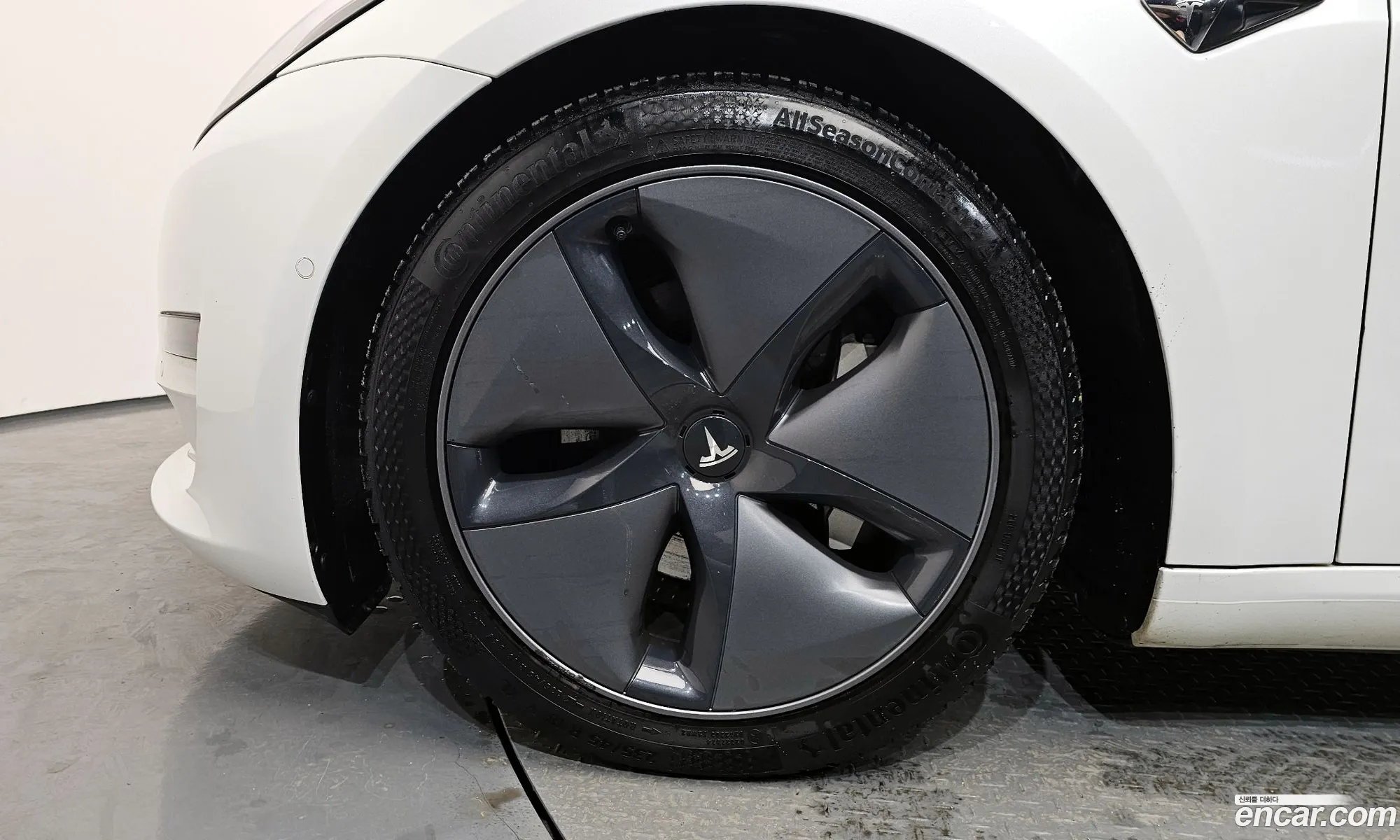 Tesla Model 3 2020 5YJ3E1EB6LF695220 — 13