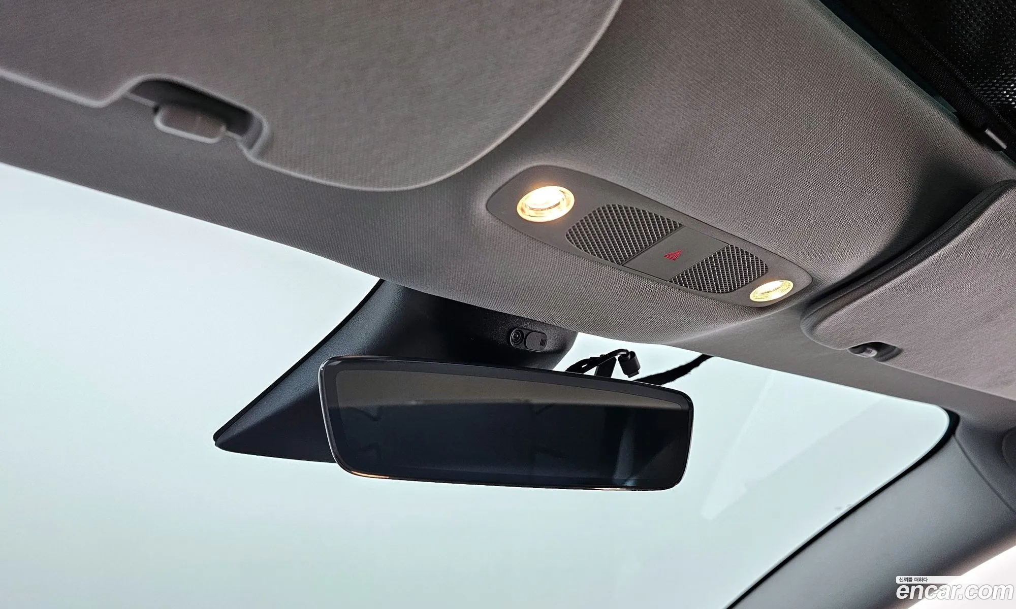 Tesla Model 3 2020 5YJ3E1EB6LF695220 — 9