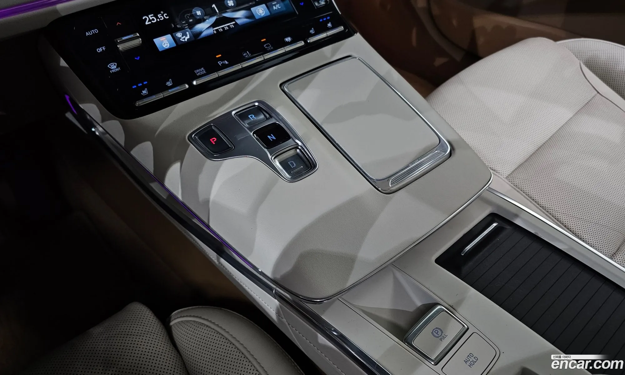 Hyundai Grandeur IG 2019 — 18
