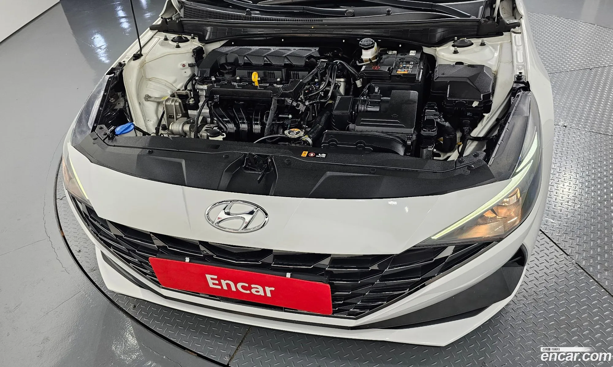 Hyundai Elantra 2021 — 18