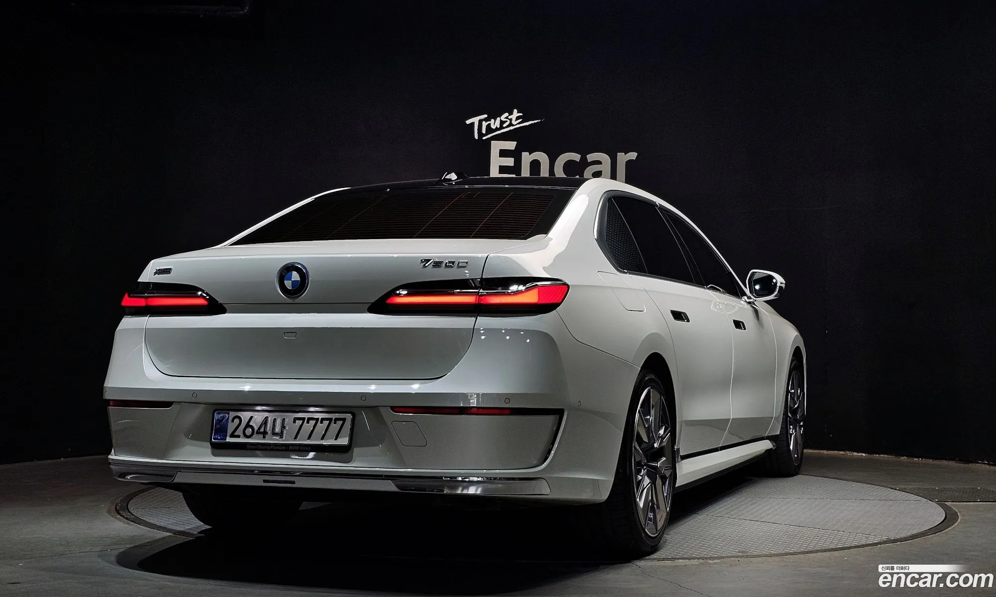BMW 7 Series 2023 — 16