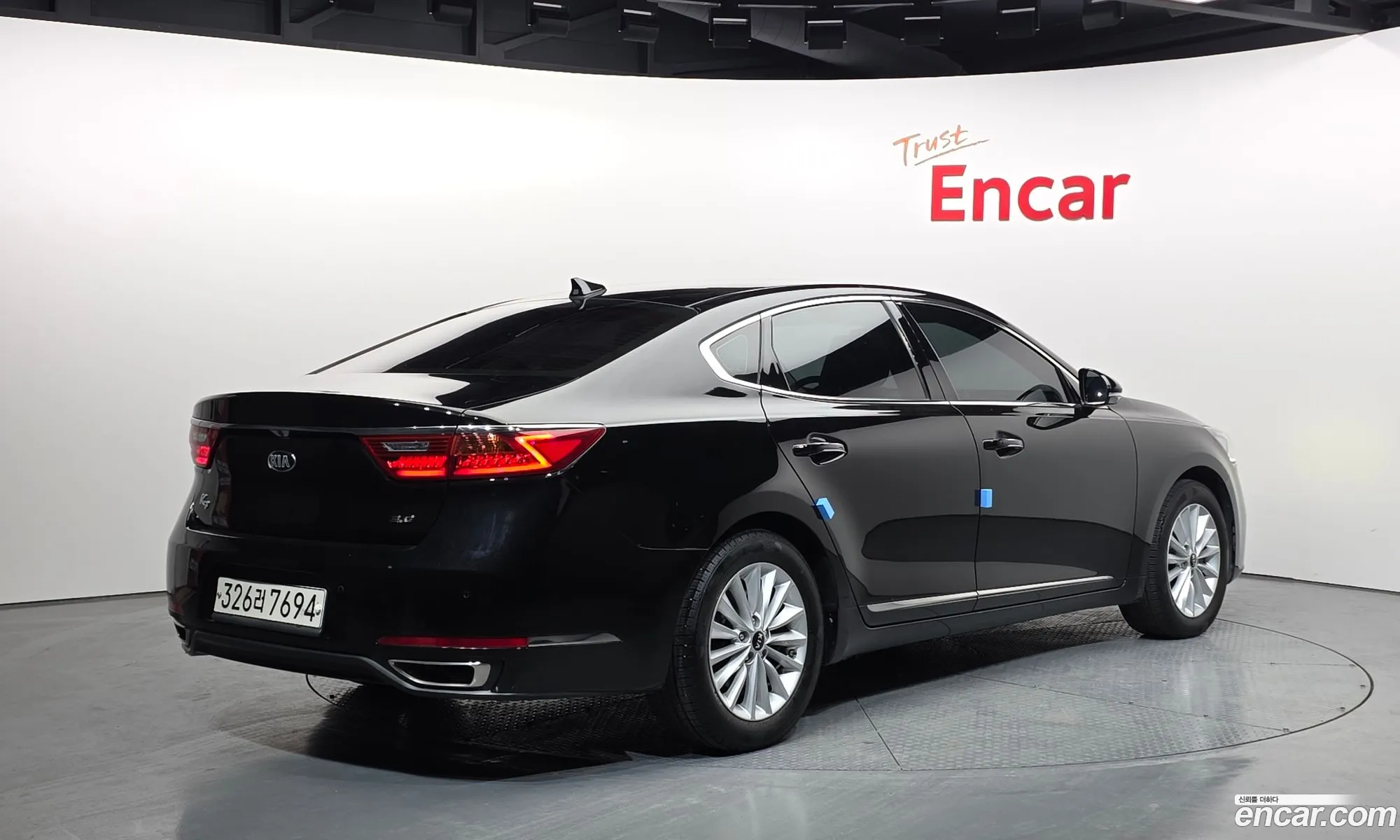 Kia K7 2019 — 6
