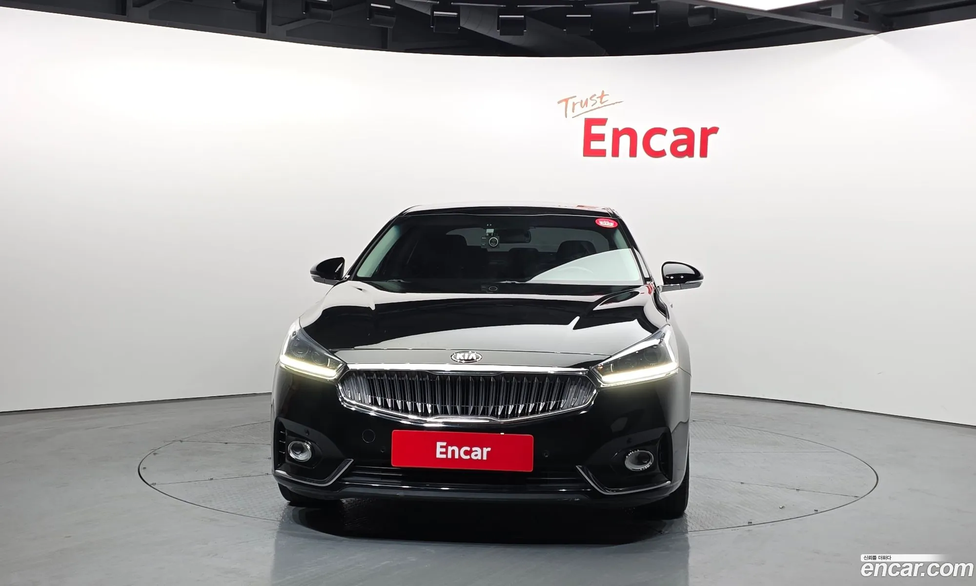 Kia K7 2019 — 12
