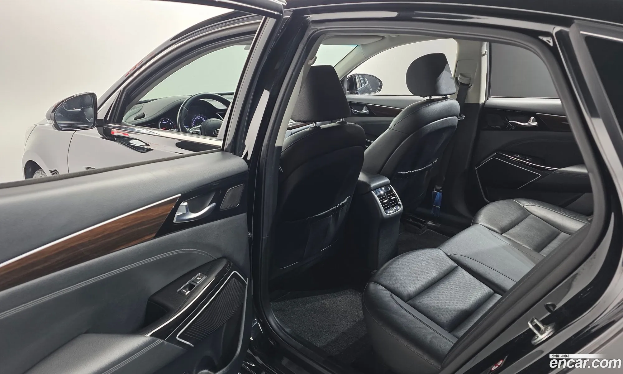 Kia K7 2019 — 19