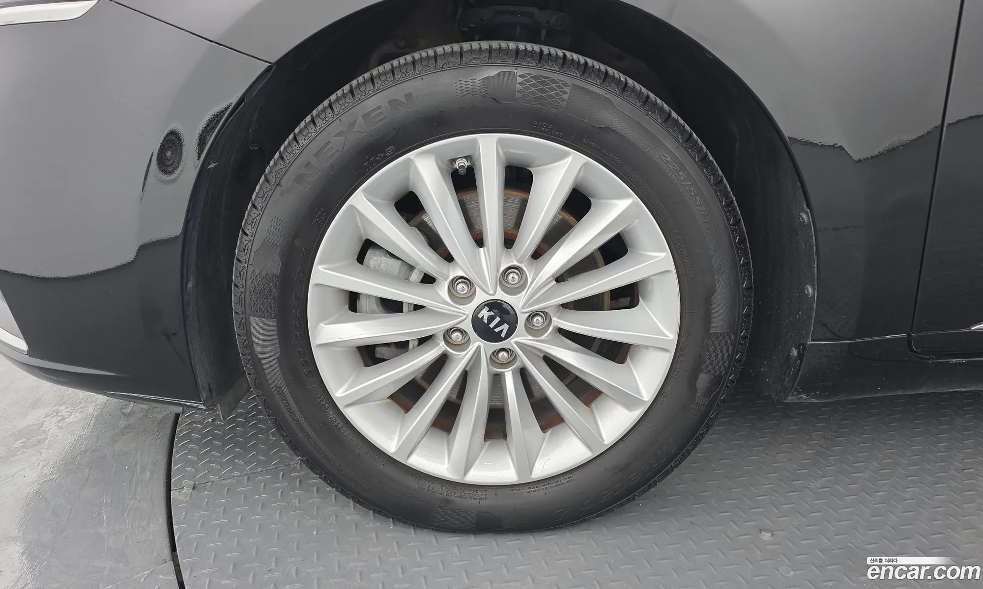 Kia K7 2019 — 13