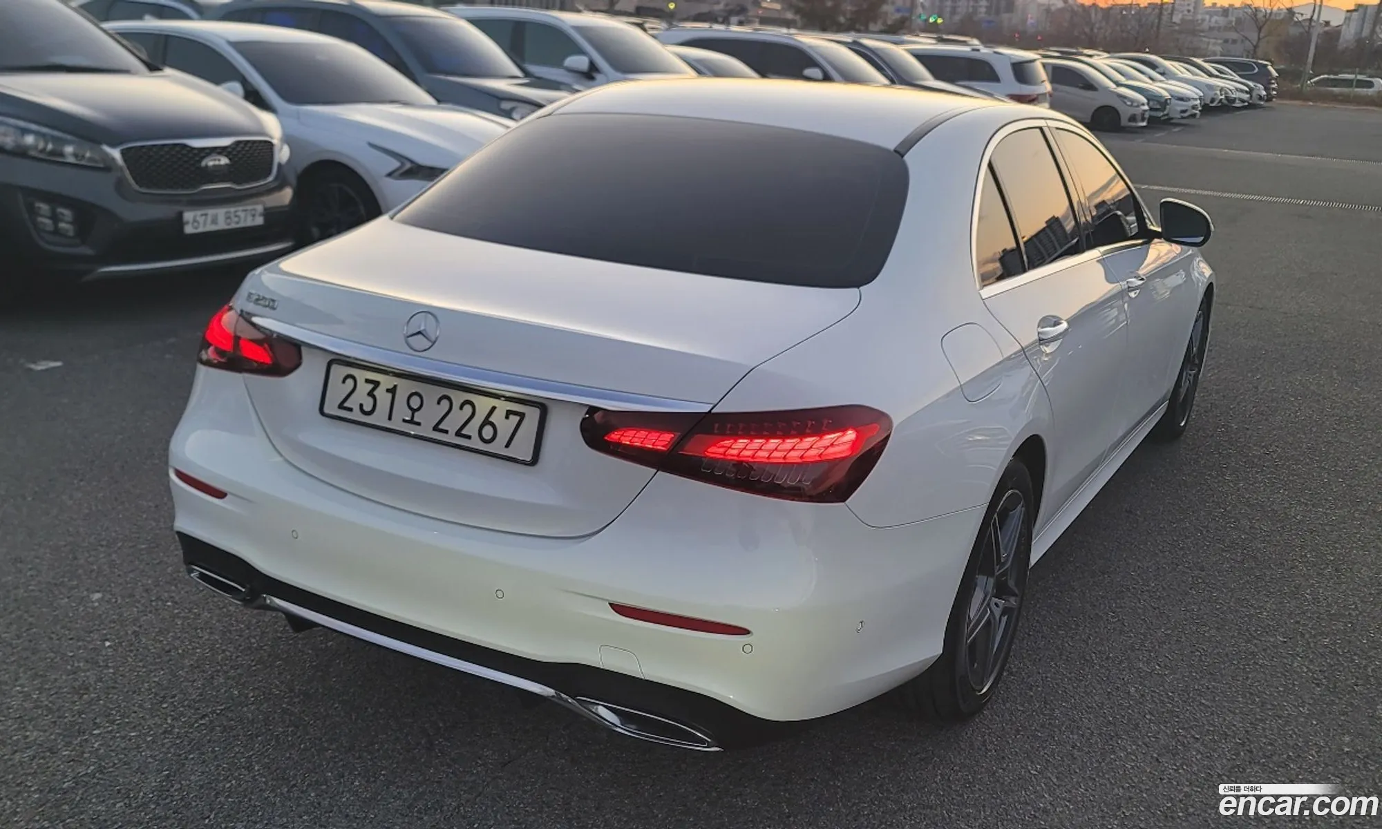 Mercedes-Benz E-Class W213 2023 — 17