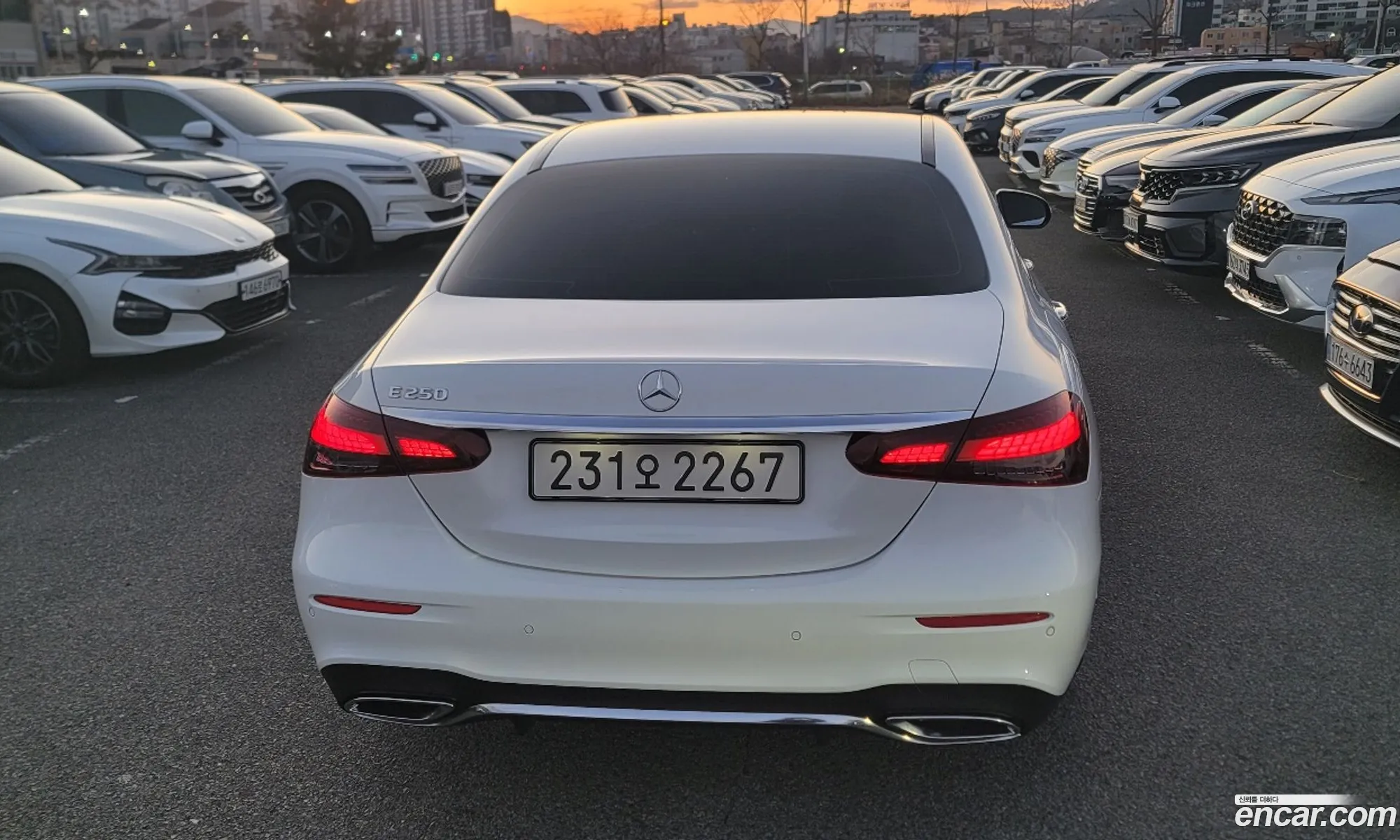 Mercedes-Benz E-Class W213 2023 — 11