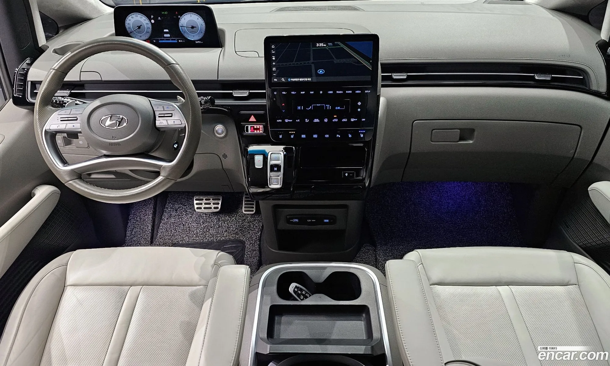 Hyundai Staria 2022 — 11