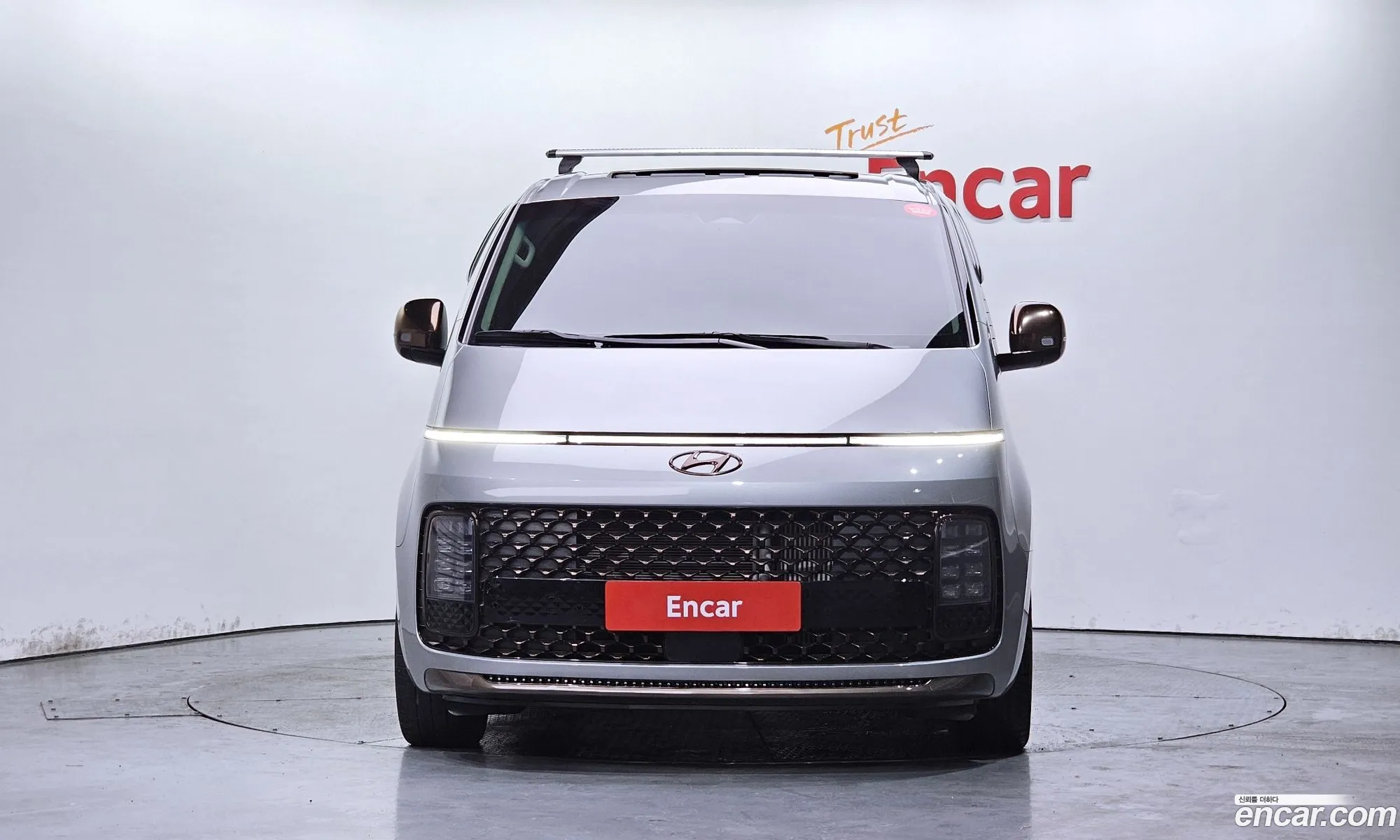 Hyundai Staria 2023 — 7