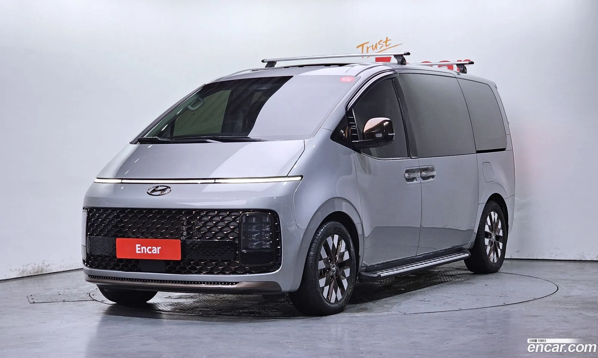 Hyundai Staria 2023 — 14