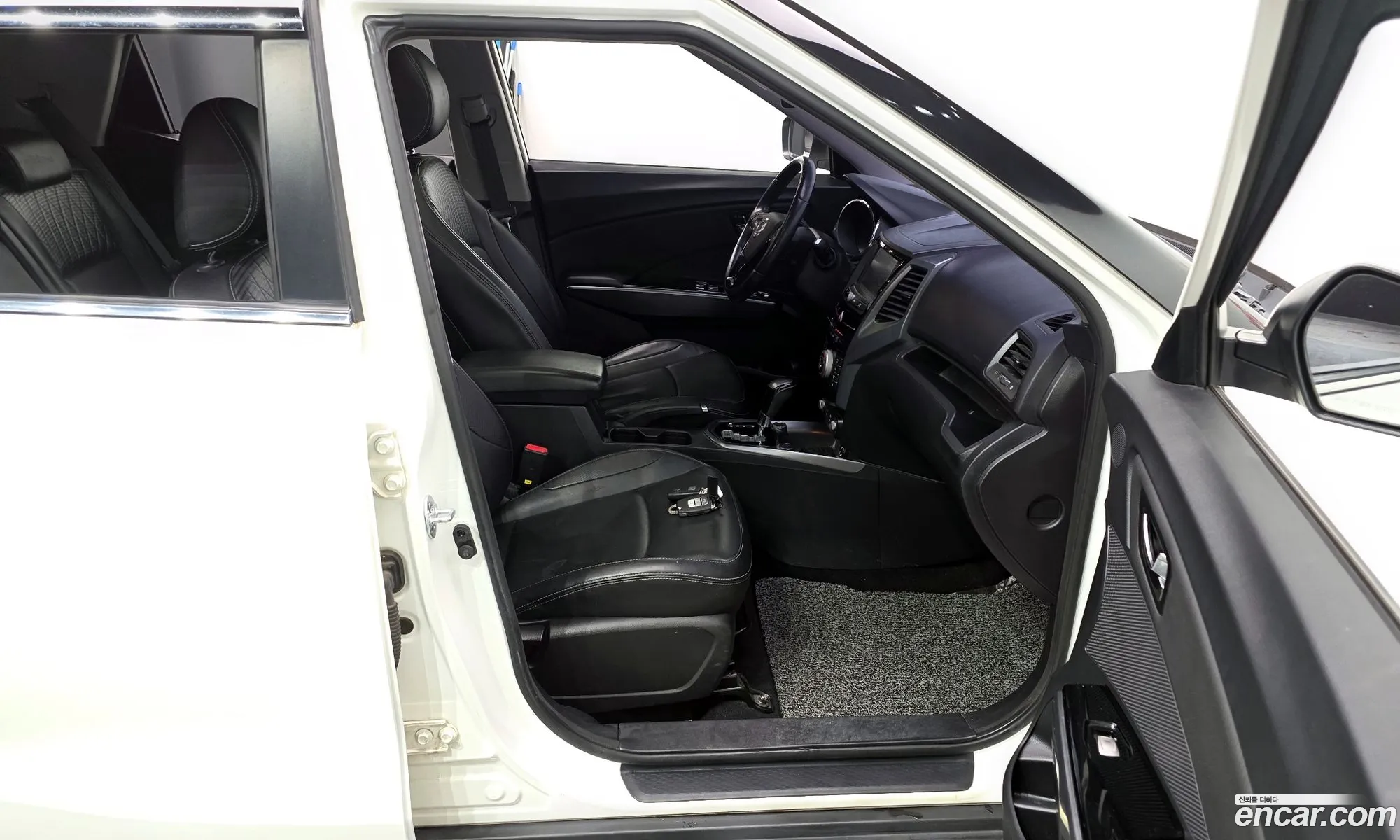 KG Mobility (SsangYong) Tivoli Armour 2018 — 7