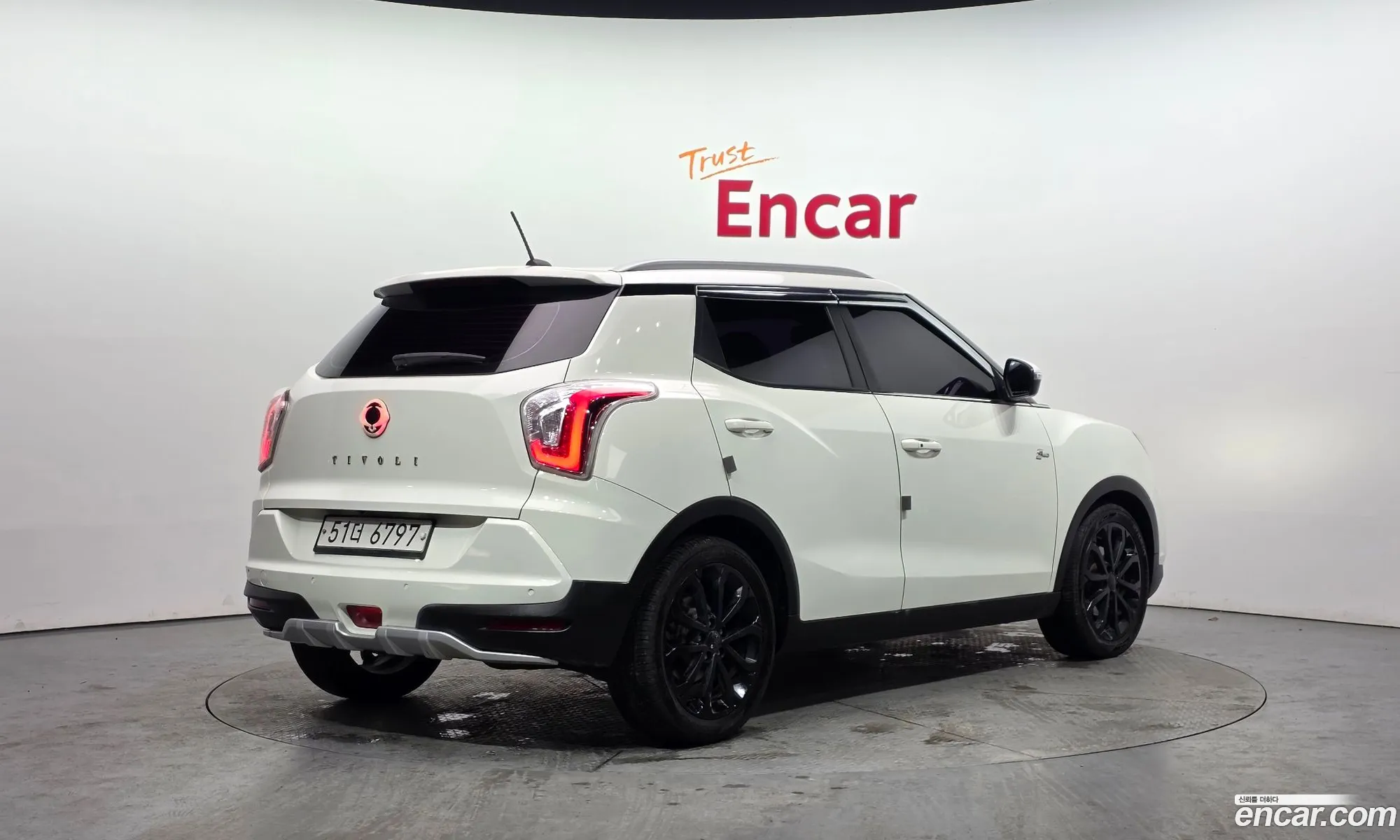 KG Mobility (SsangYong) Tivoli Armour 2018 — 14