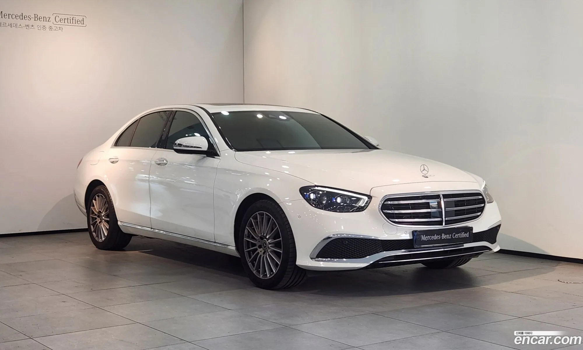 Mercedes-Benz E-Class W213 2022 — 13
