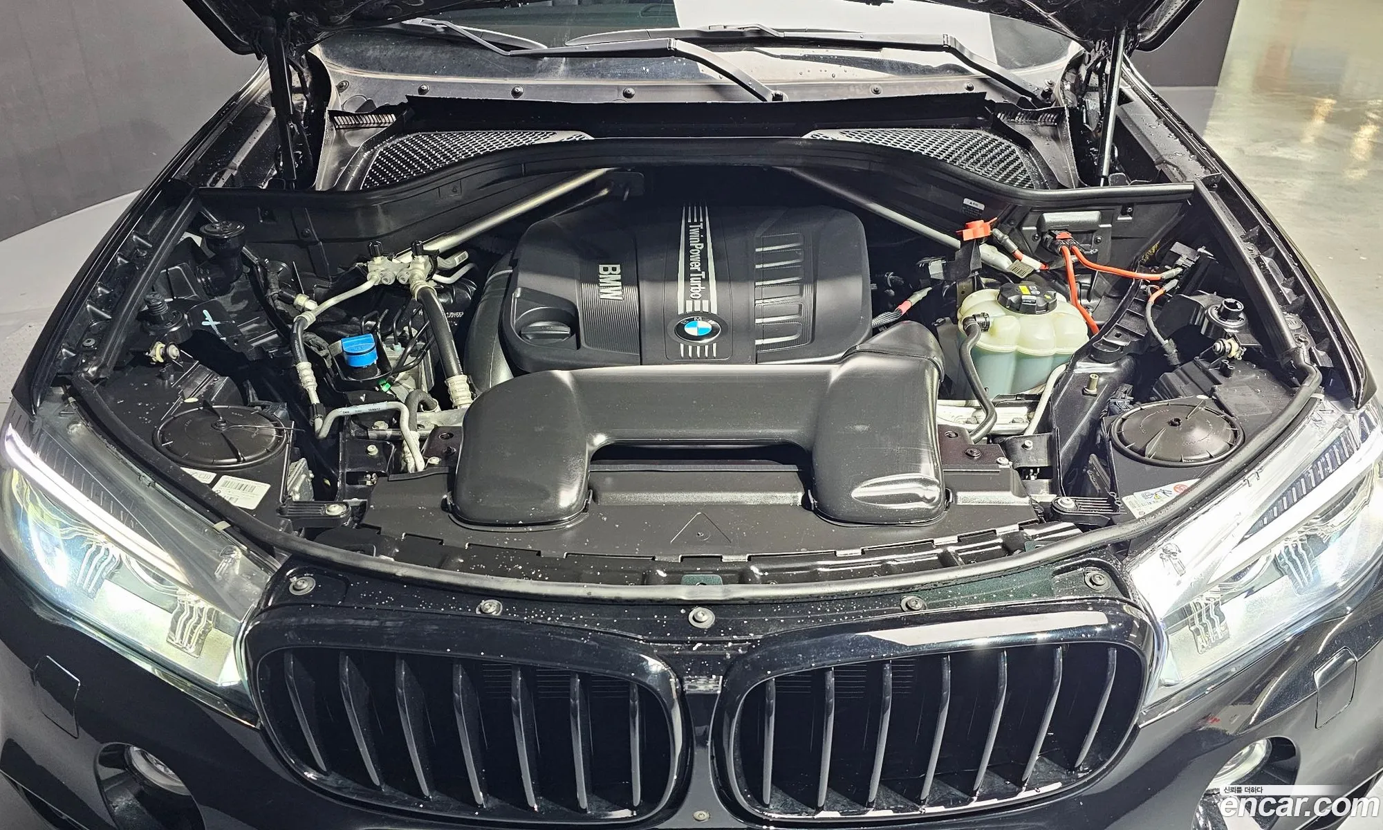 BMW X5 2017 — 18