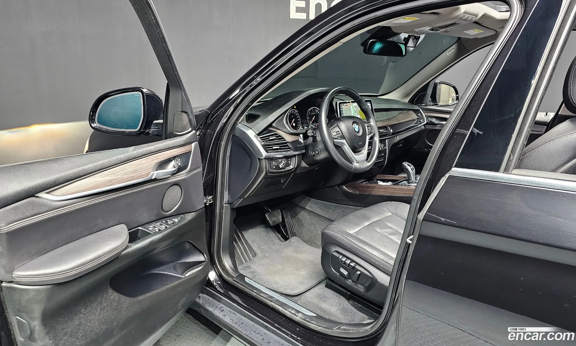 BMW X5 2017 — 14