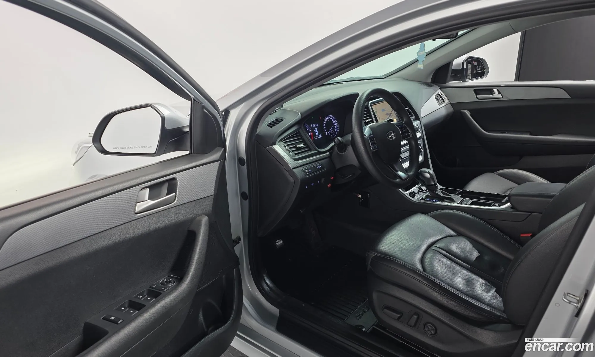 Hyundai Sonata New Rise 2017 — 15