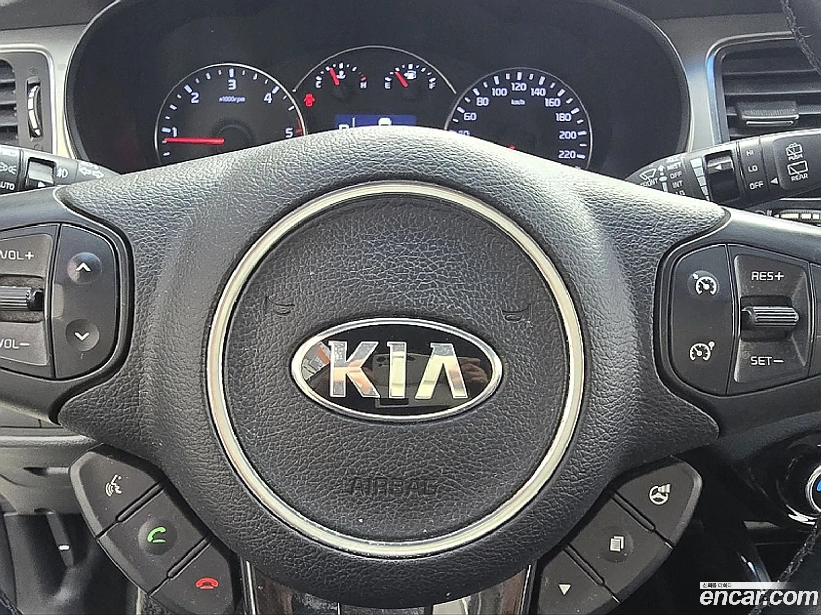Kia Carens 2013 — 6