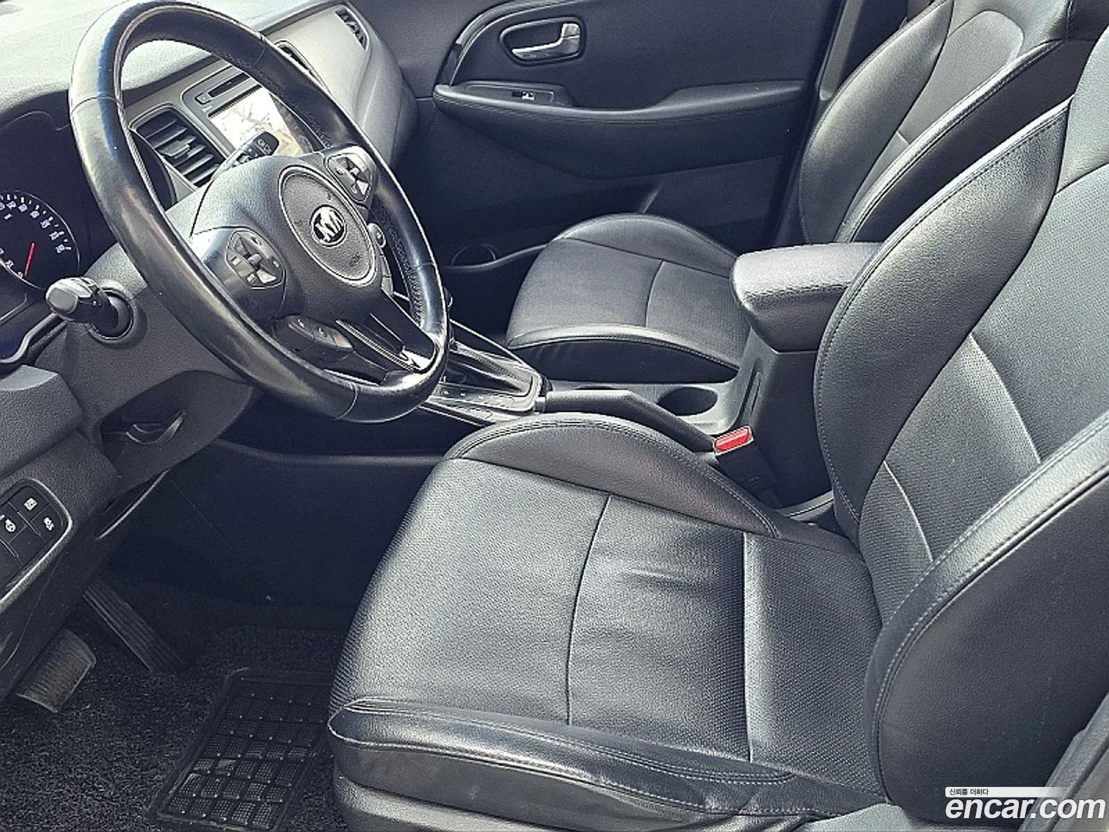 Kia Carens 2013 — 16