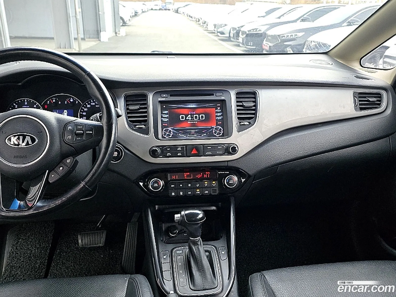 Kia Carens 2013 — 12
