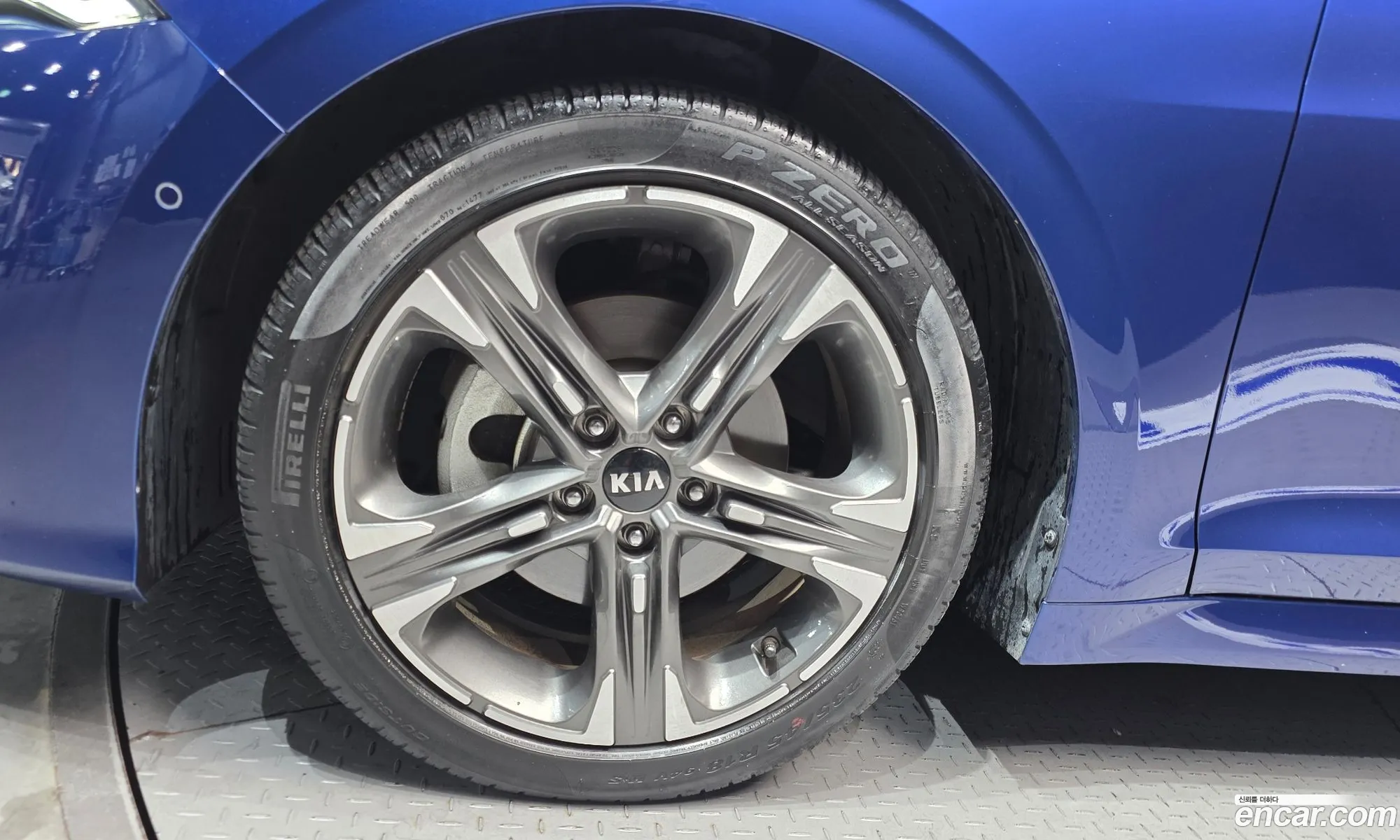 Kia K5 2020 — 17