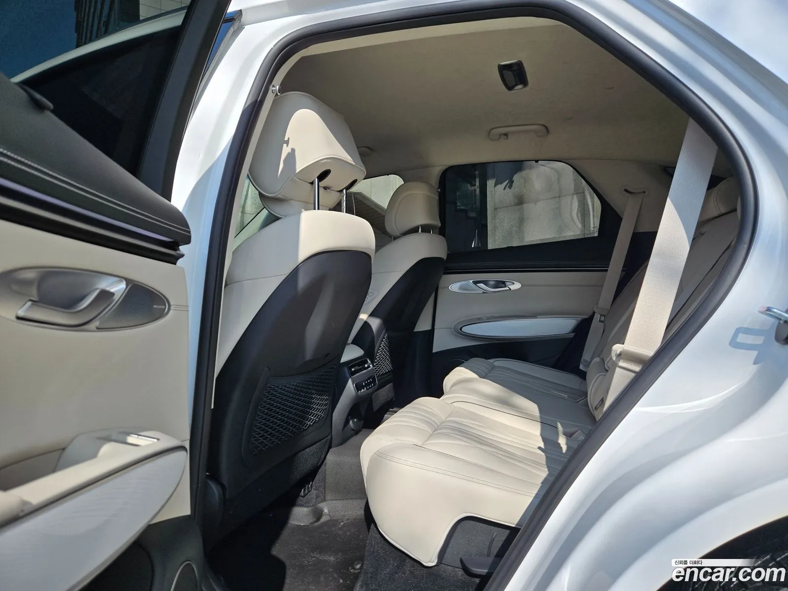 Genesis GV70 2024 — 12