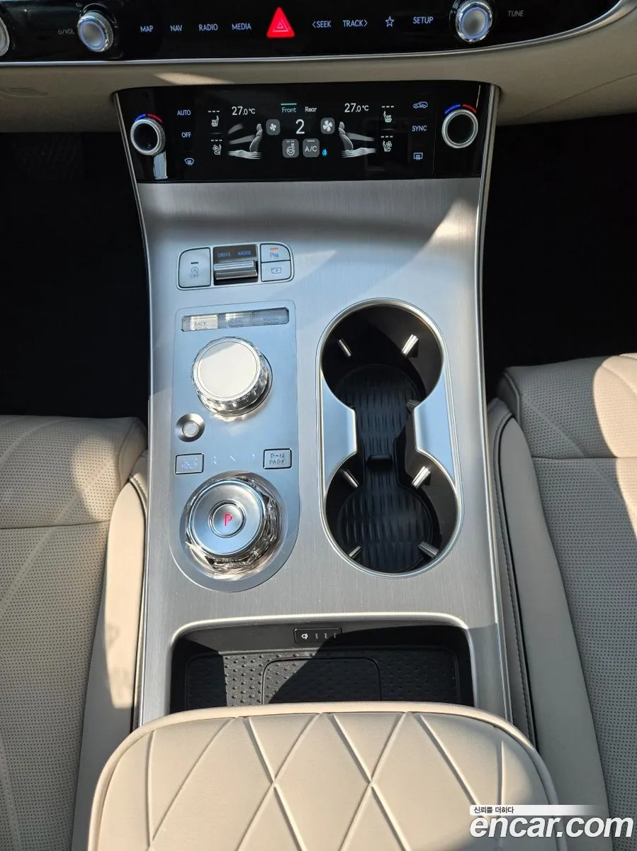 Genesis GV70 2024 — 14