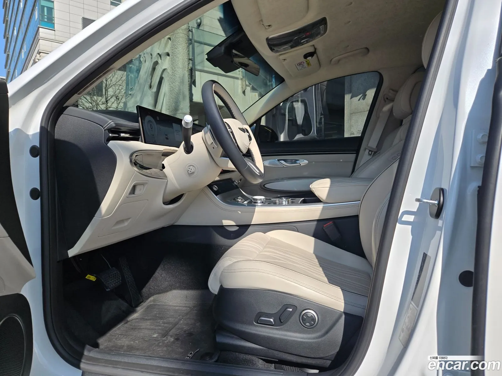Genesis GV70 2024 — 13