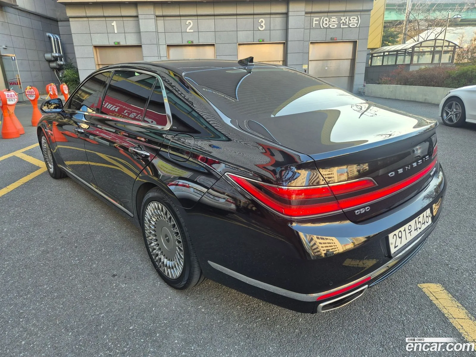 Genesis G90 2020 — 16