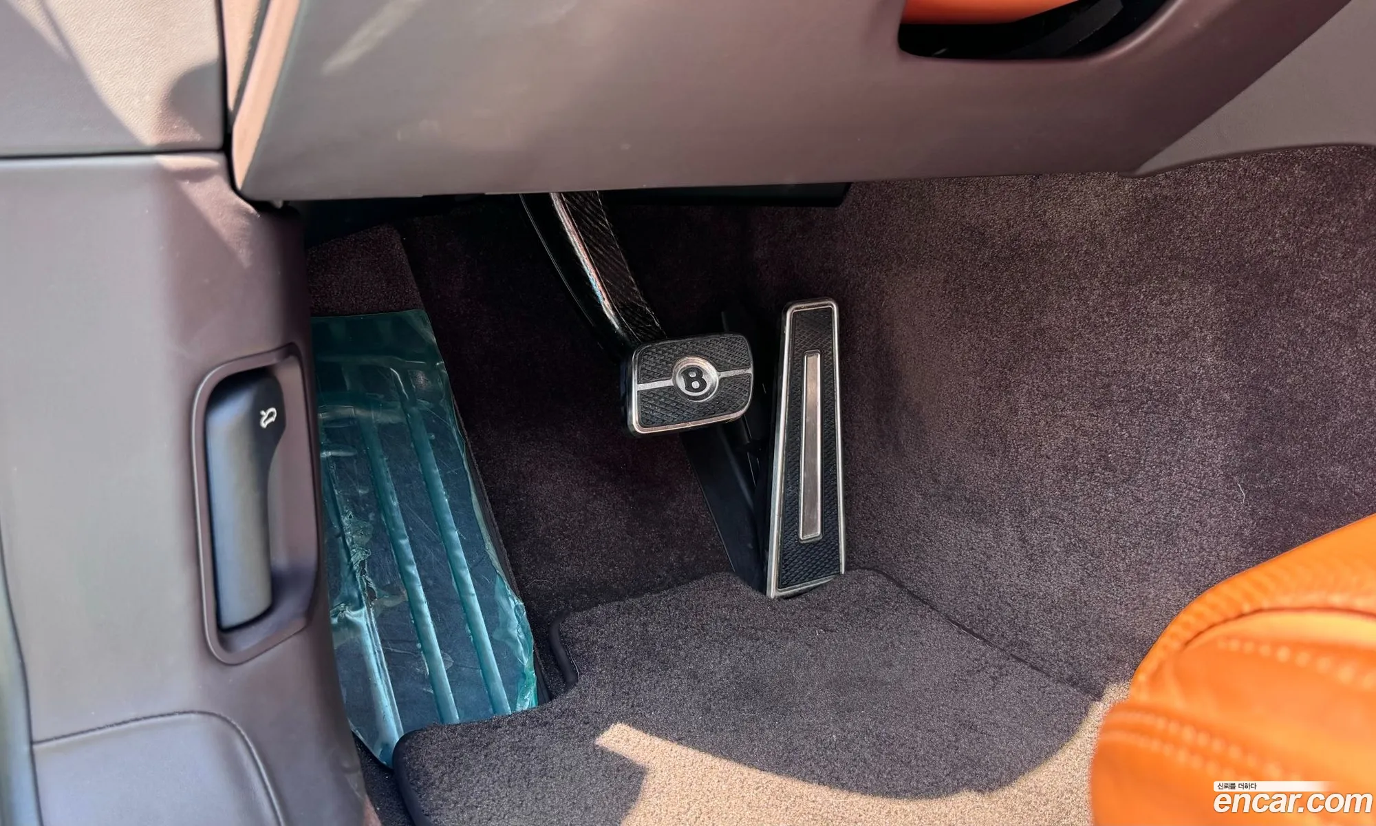 Bentley Continental GT 2020 — 16