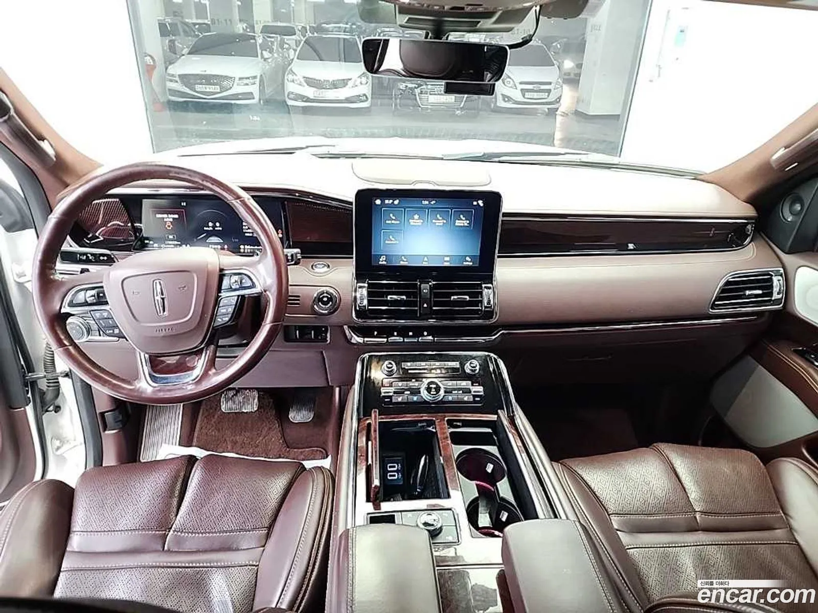Lincoln Navigator 2019 — 16