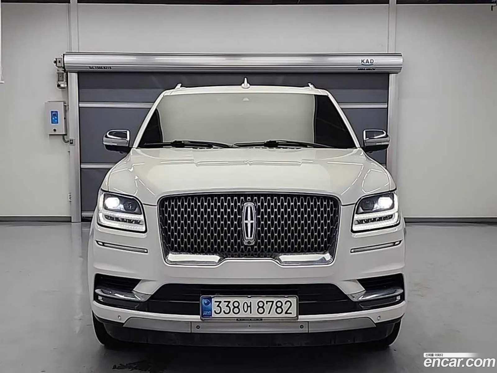 Lincoln Navigator 2019 — 12