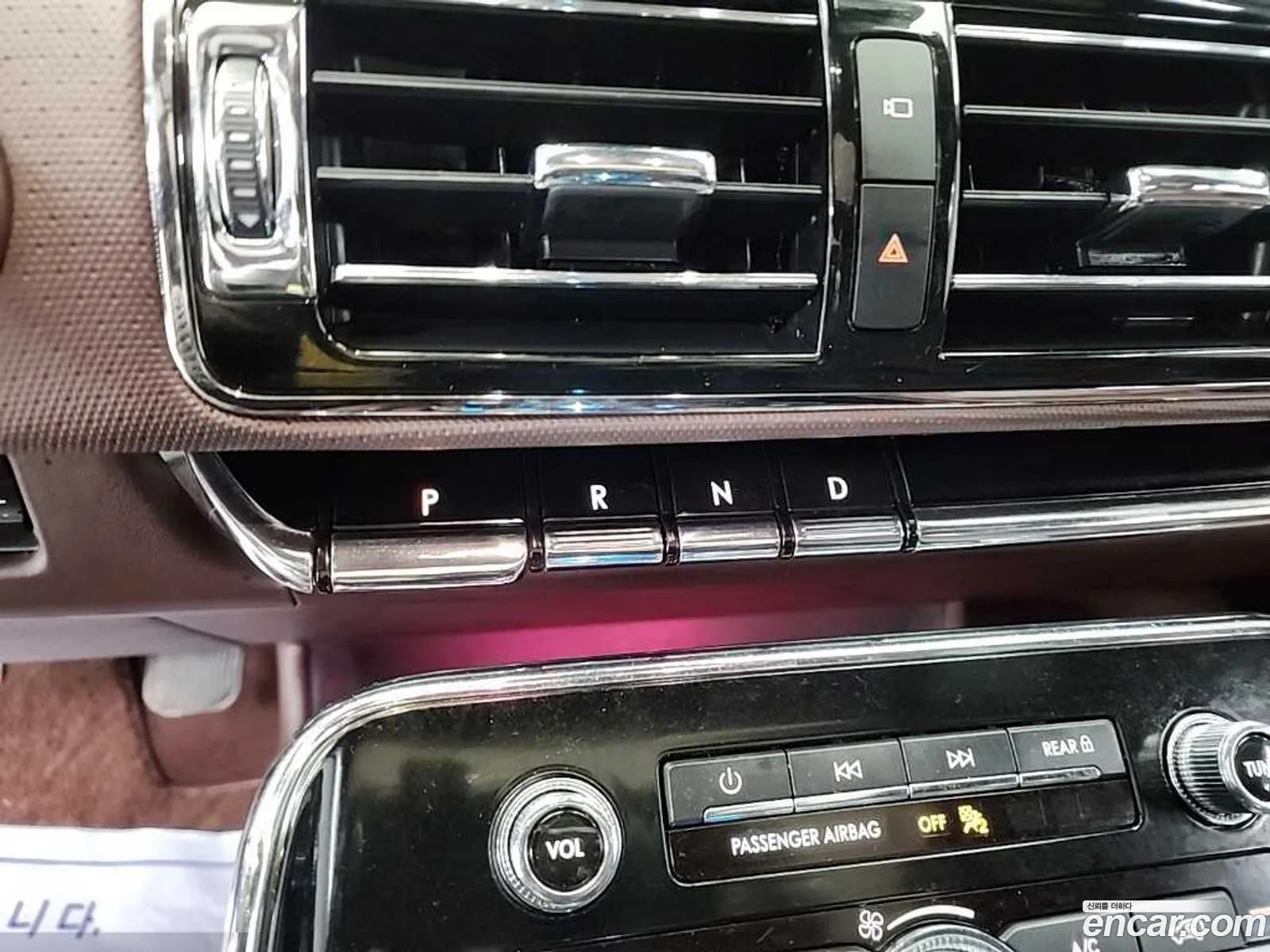 Lincoln Navigator 2019 — 13