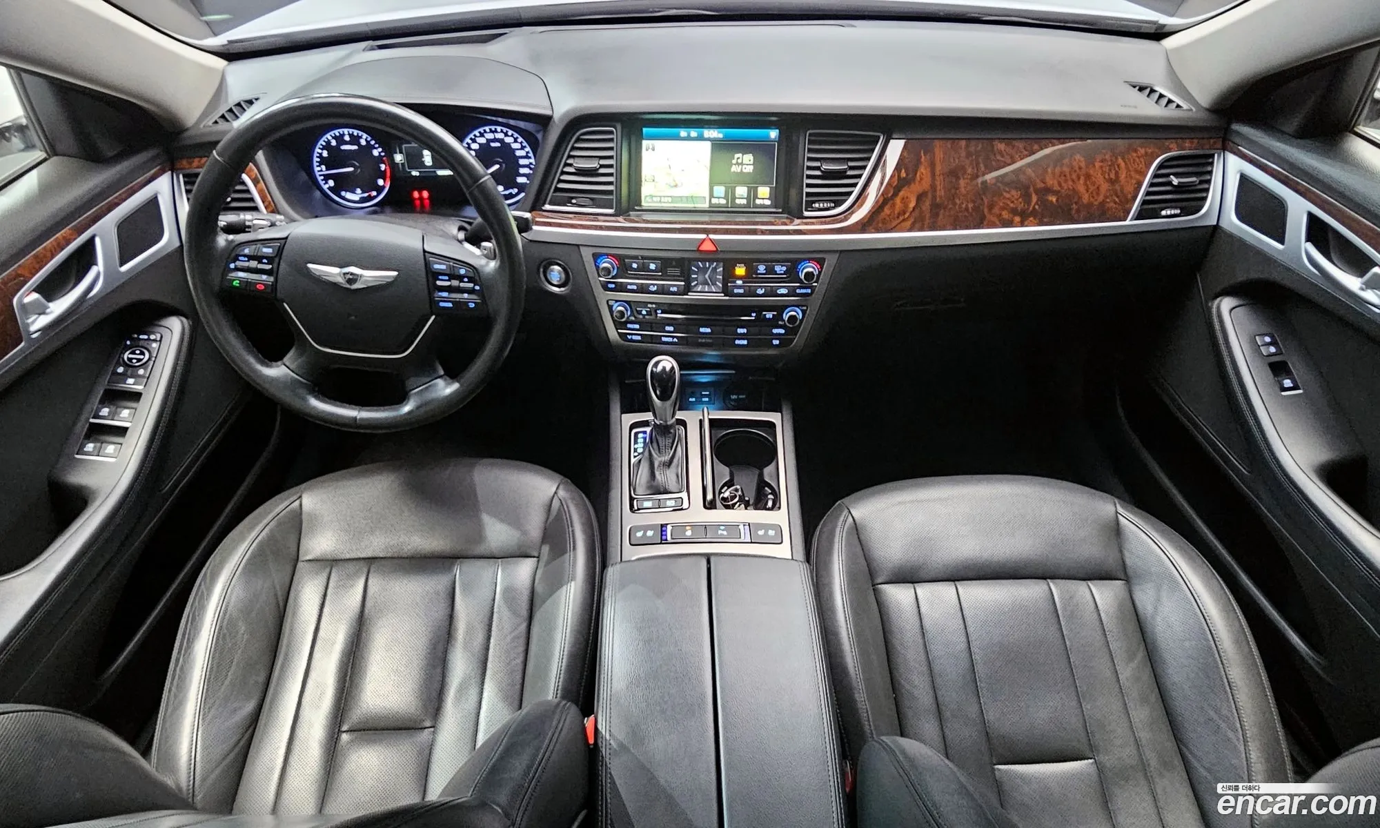 Hyundai Genesis DH 2016 — 14
