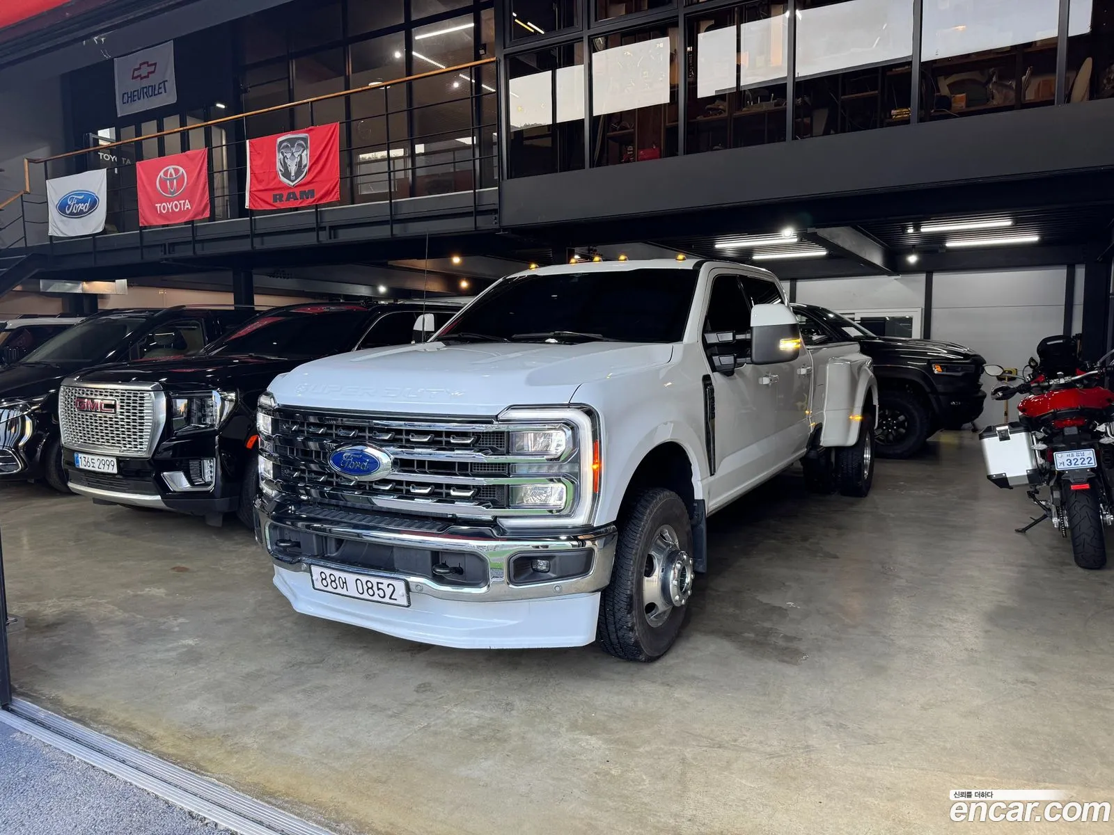 Ford F-350 2023 — 11