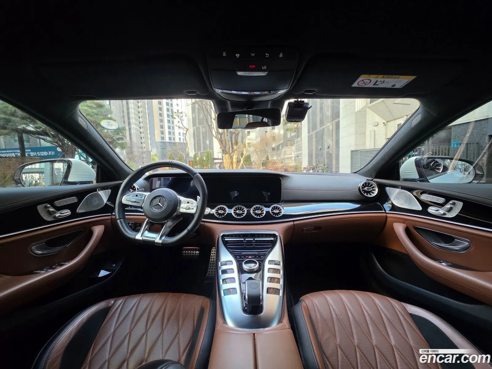 Mercedes-Benz AMG GT 2020 — 17