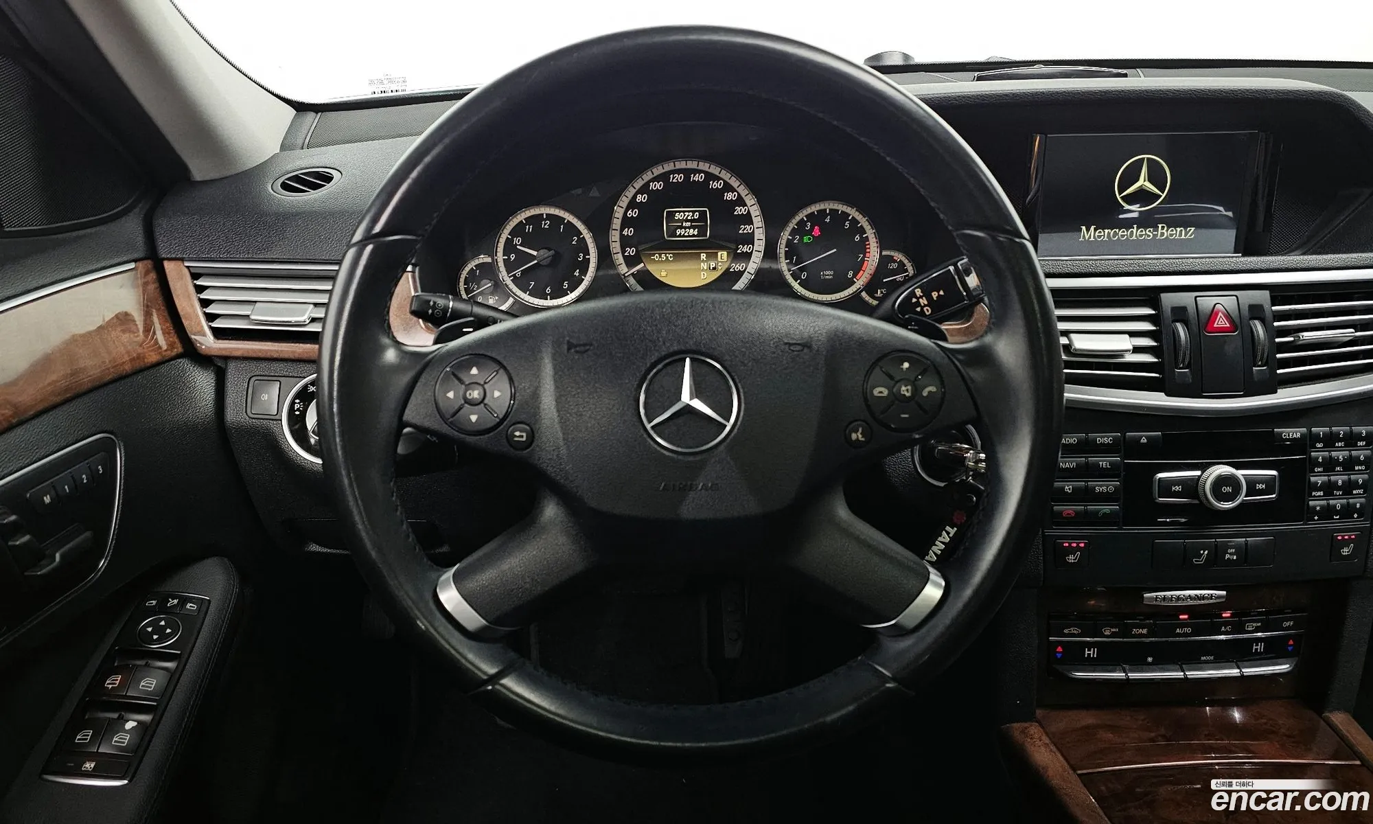 Mercedes-Benz E-Class W212 2012 WDDHF5FB4CA627568 — 12