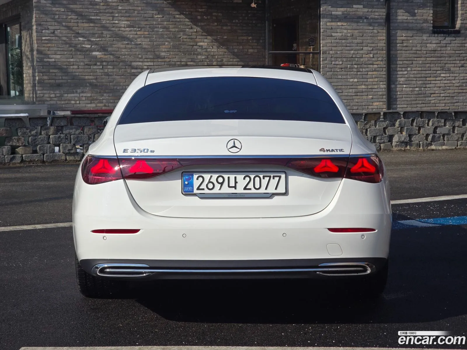 Mercedes-Benz E-Class W214 2025 — 16