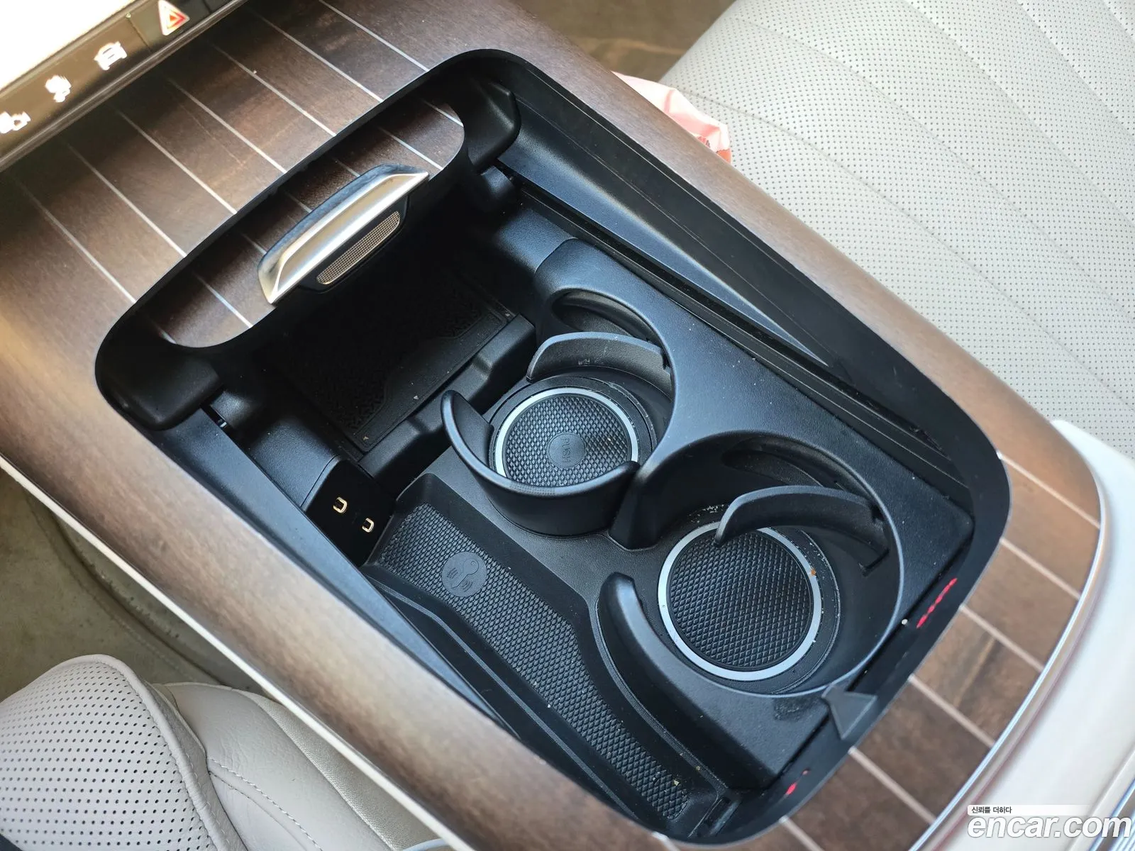 Mercedes-Benz E-Class W214 2025 — 6